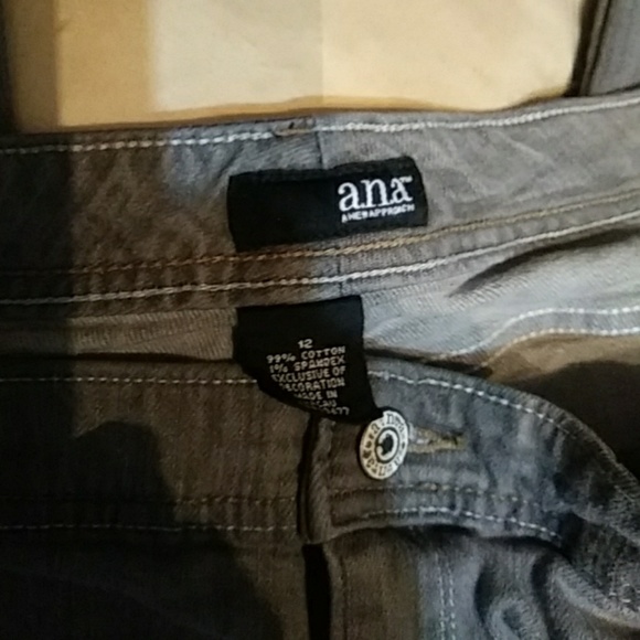a.n.a. gray jeans NWOT sz 12 - Picture 3 of 4